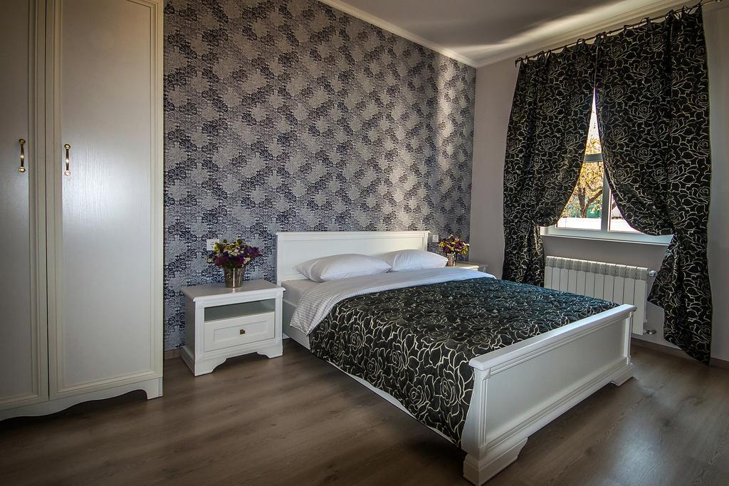Mini Hotel Ryleev Kharkiv Rom bilde